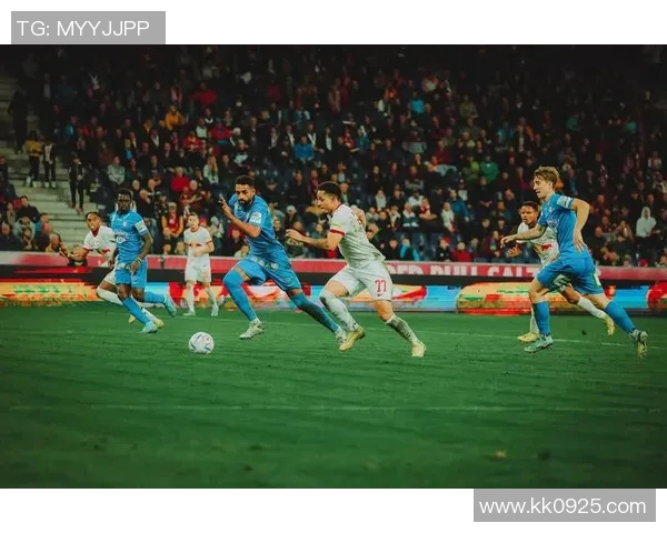 以中场为核心,构建现代足球战术体系的全新思路与发展方向